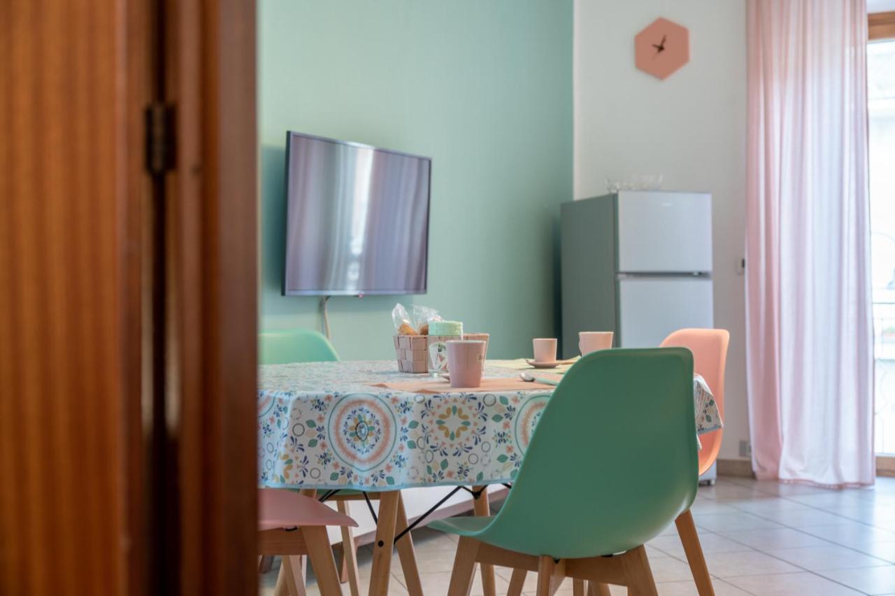 La Verde Rosa - Casa Vacanze A Due Passi Dal Lago Marta Ngoại thất bức ảnh