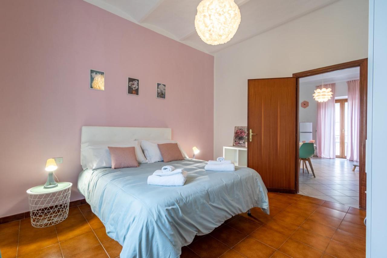 La Verde Rosa - Casa Vacanze A Due Passi Dal Lago Marta Ngoại thất bức ảnh