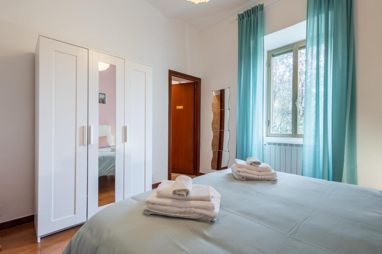 La Verde Rosa - Casa Vacanze A Due Passi Dal Lago Marta Ngoại thất bức ảnh